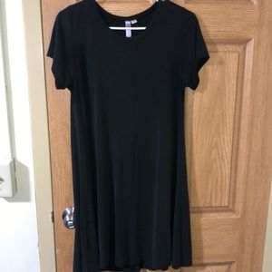 (M) Alya black t-shirt dress
